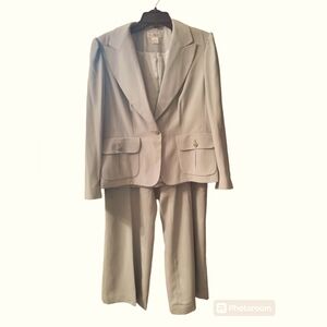 Worthington Light Green 2 pc Suit Size 16 NWT
